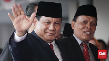 SKCK Syarat Capres Prabowo Dipersoalkan