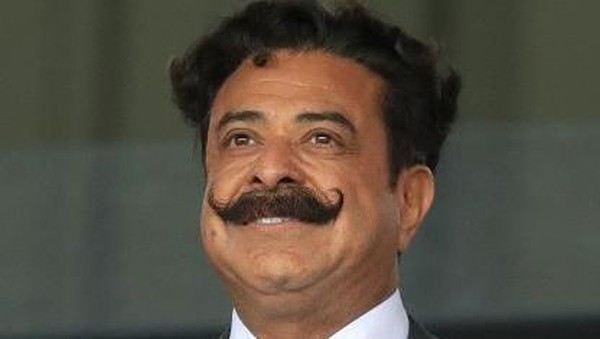 Shahid Khan, Mantan Tukang Cuci Piring Mau Beli Stadion Wembley