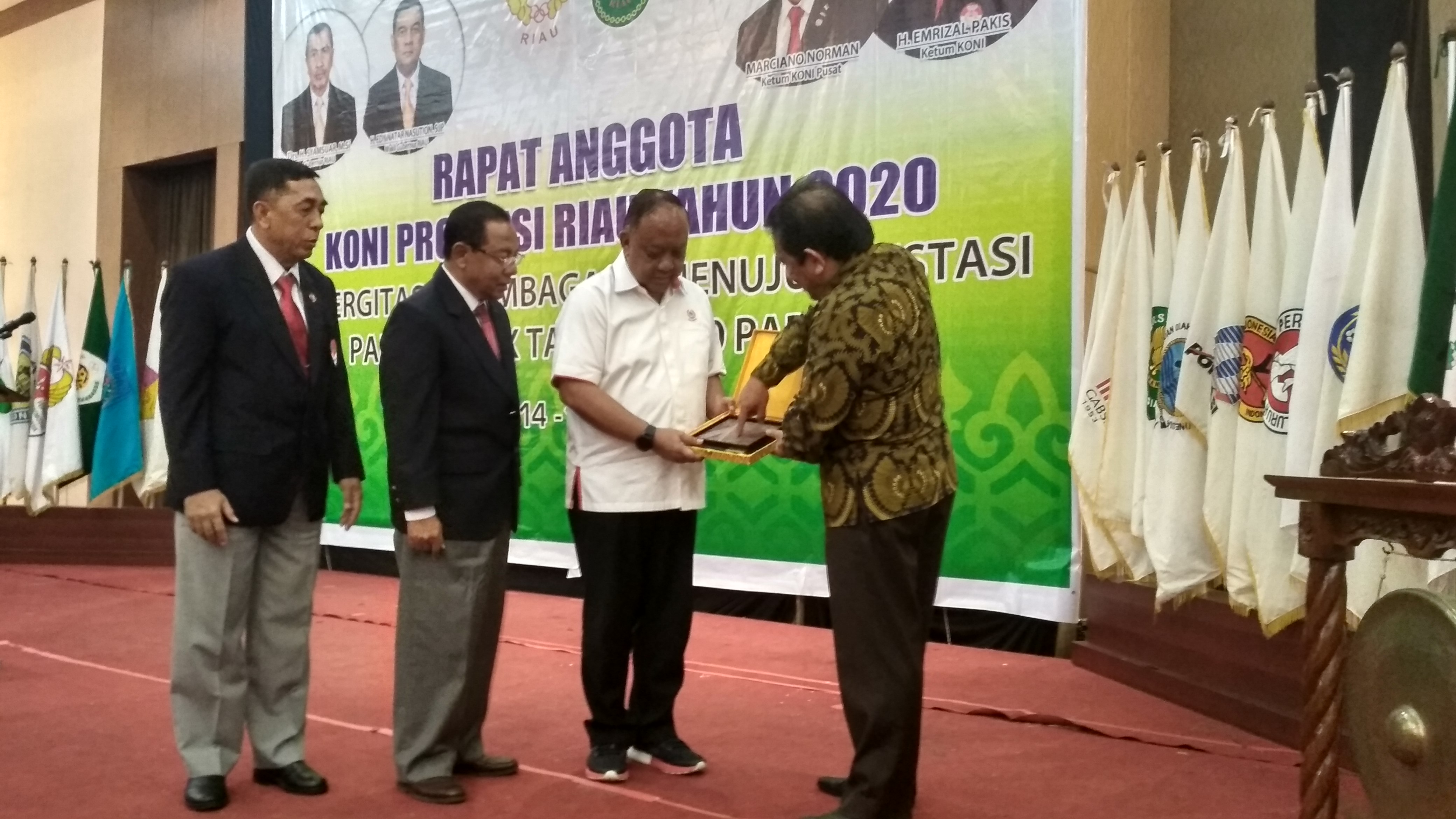Rapat Anggota KONI Riau Bahas Laporan Program 2019 Hingga Cabor Baru