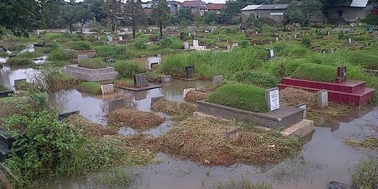 TPU Semper Banjir Karena Lebih Rendah Dari Permukaan Laut