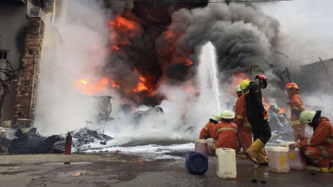 Gudang Kimia di Jakarta Utara Terbakar