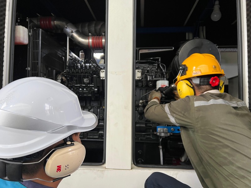 Langkah Cepat PLN ULP Selatpanjang di Meranti: Tingkatkan Performa Pembangkit, Demi Listrik Lebih Andal