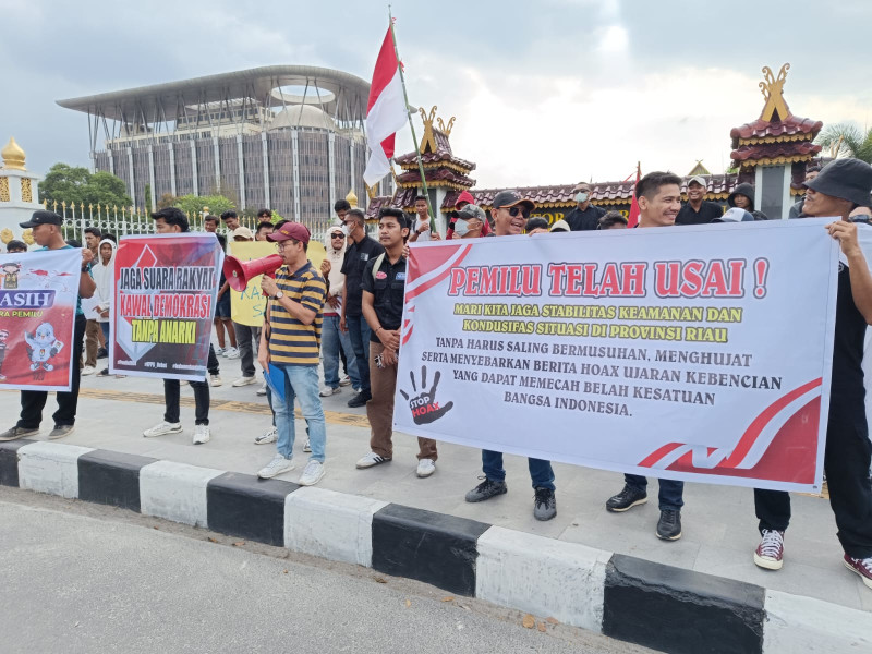Aksi Solidaritas Massa AMAPESI Dukung Petugas Pemilu di Provinsi Riau