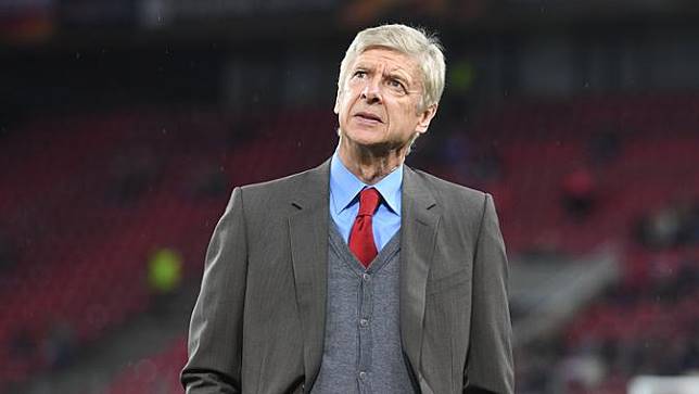Ini Alasan Manajemen Arsenal Pertahankan Arsene Wenger   