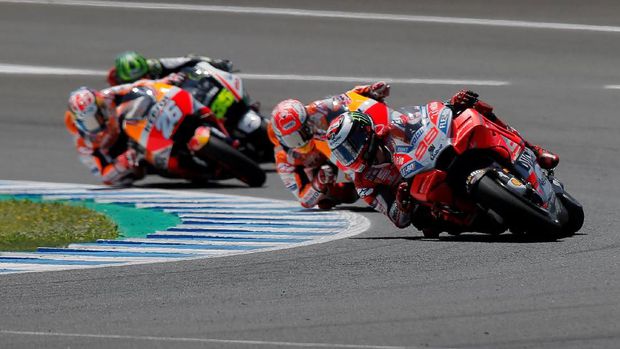 Drama Tabrakan Ducati-Honda, Marquez Juara MotoGP Spanyol