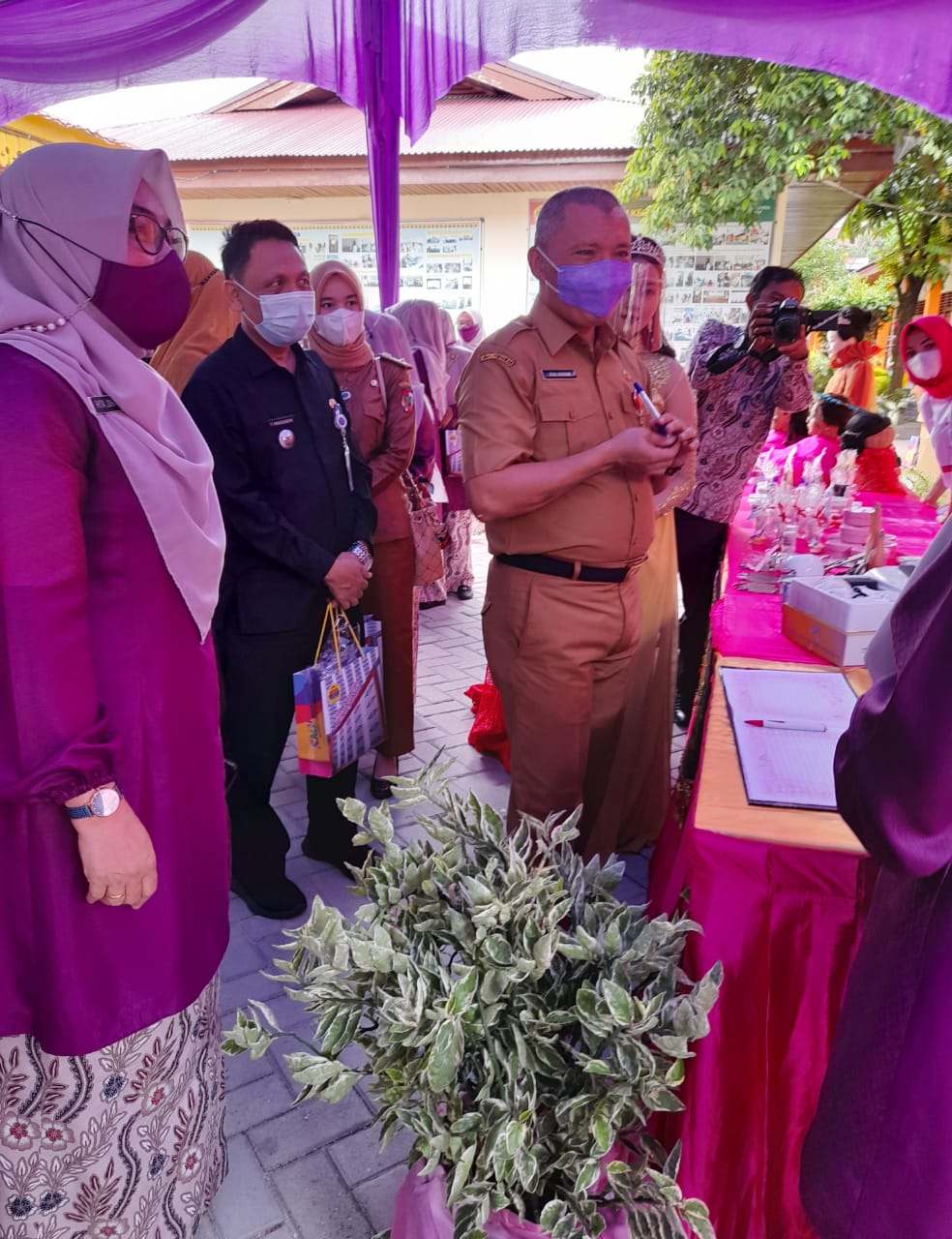 Kadisdik Riau Dorong 21 SMK dengan Teaching Factory Jadi BLUD.
