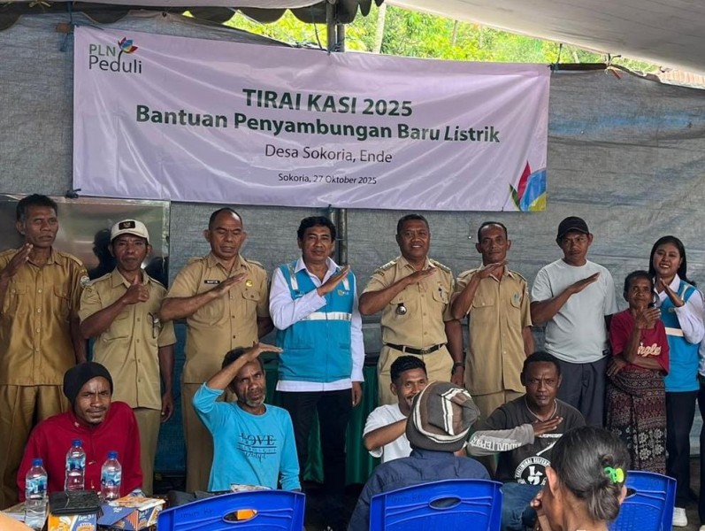Terus Terangi Wilayah Terpencil, PLN Hadirkan Keadilan Energi Lewat Program Tirai Kasi di Kecamatan Ndona Timur, NTT
