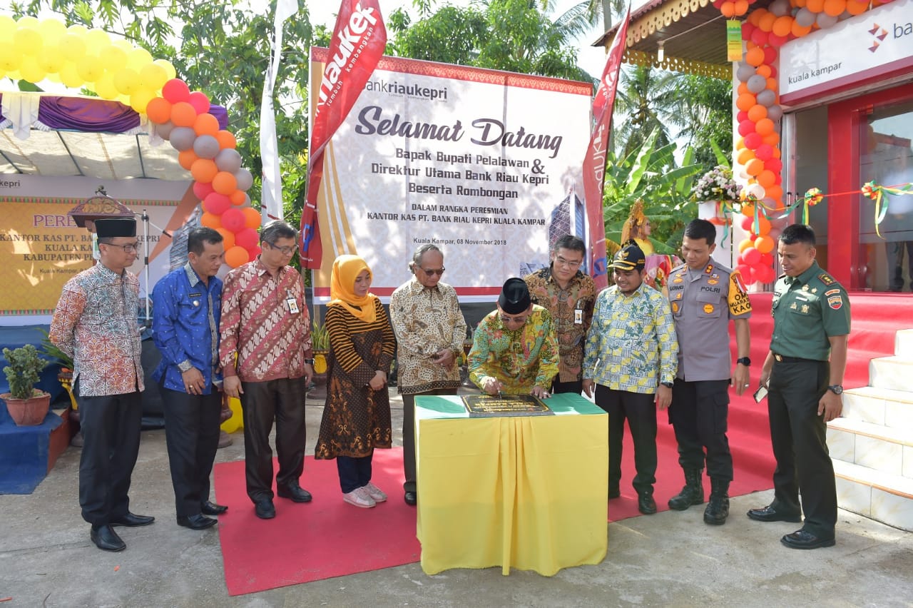 Kantor Kas Bank Riau Kepri Kuala Kampar-Pelalawan Siap Dukung Pertumbuhan Ekonomi Masyarakat Sekitar