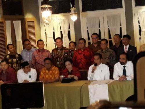 Jokowi: Besok Pagi, Kami Daftar ke KPU