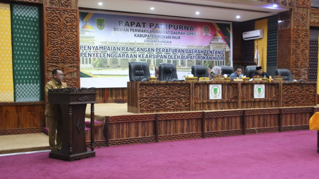 DPRD Rohil Terima Ranperda Penyelenggaran Kearsipan dari Pemerintah Daerah