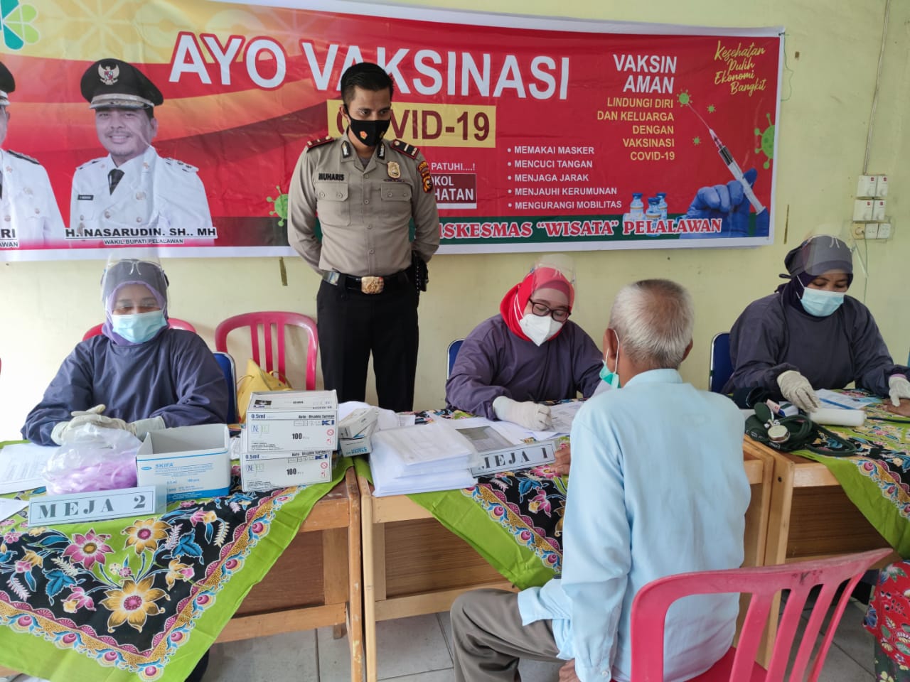 Kasubsektor Pelalawan Monitor Pelaksanakan Pengamanan Vaksin di Desa Delik