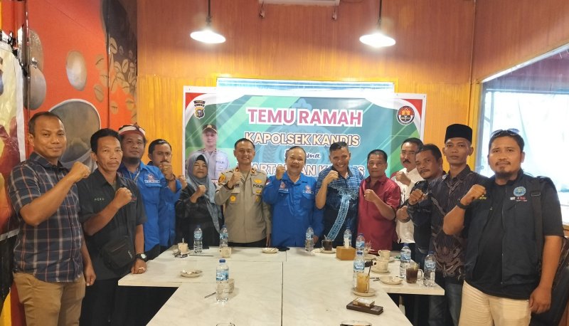 Kapolsek Kandis Gelar Temu Ramah Bersama Wartawan, Perkuat Sinergi Jaga Kamtibmas