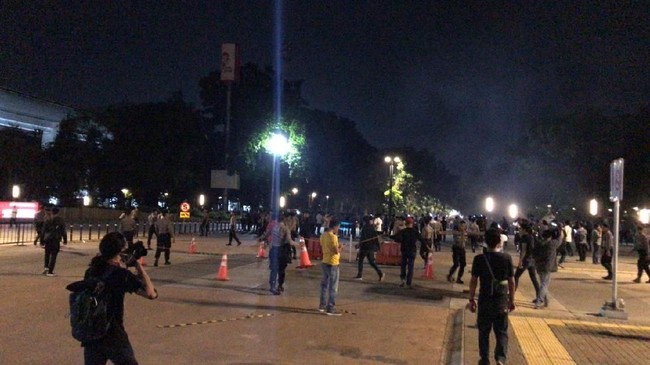 Suara Ledakan di Parkir Senayan, Saksi: Seperti Bom, Besar Getarannya