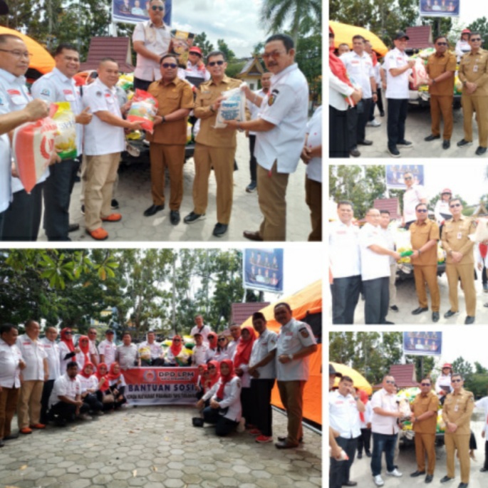 DPD LPM Pekanbaru Serahkan 1 Ton Beras untuk Korban Banjir di Pekanbaru