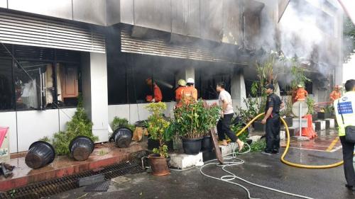 Polda Metro Jaya Kebakaran, Lantai Satu Gedung SDM Hangus