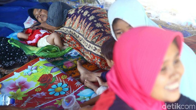 BNPB: Hindari Donasi Susu Formula untuk Bayi Korban Gempa Lombok