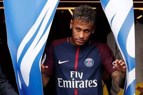 Jadi Bintang Medsos, Tarif Neymar Kalahkan Cristiano Ronaldo