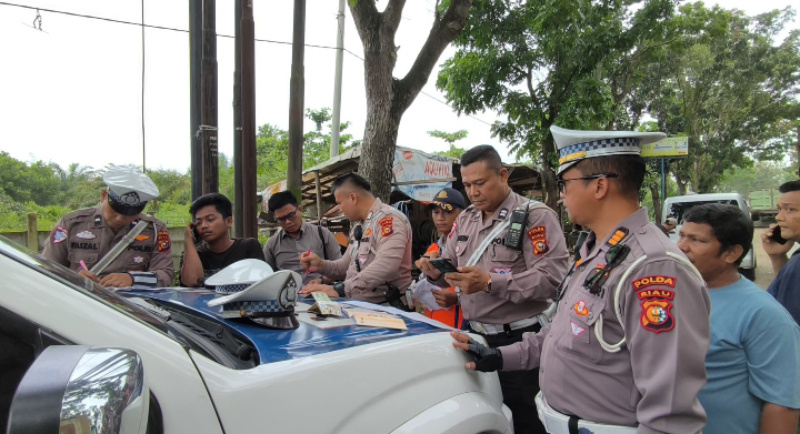Razia Gabungan, Ditlantas Polda Riau Lakukan Penindakan Terhadap 76 Kendaraan
