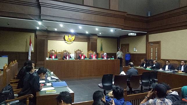 'Bakpao' Setya Novanto Masuk dalam Dakwaan Fredrich Yunadi