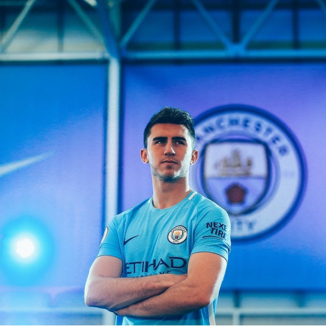 Pep Guardiola Nantikan Kejutan Aymeric Laporte