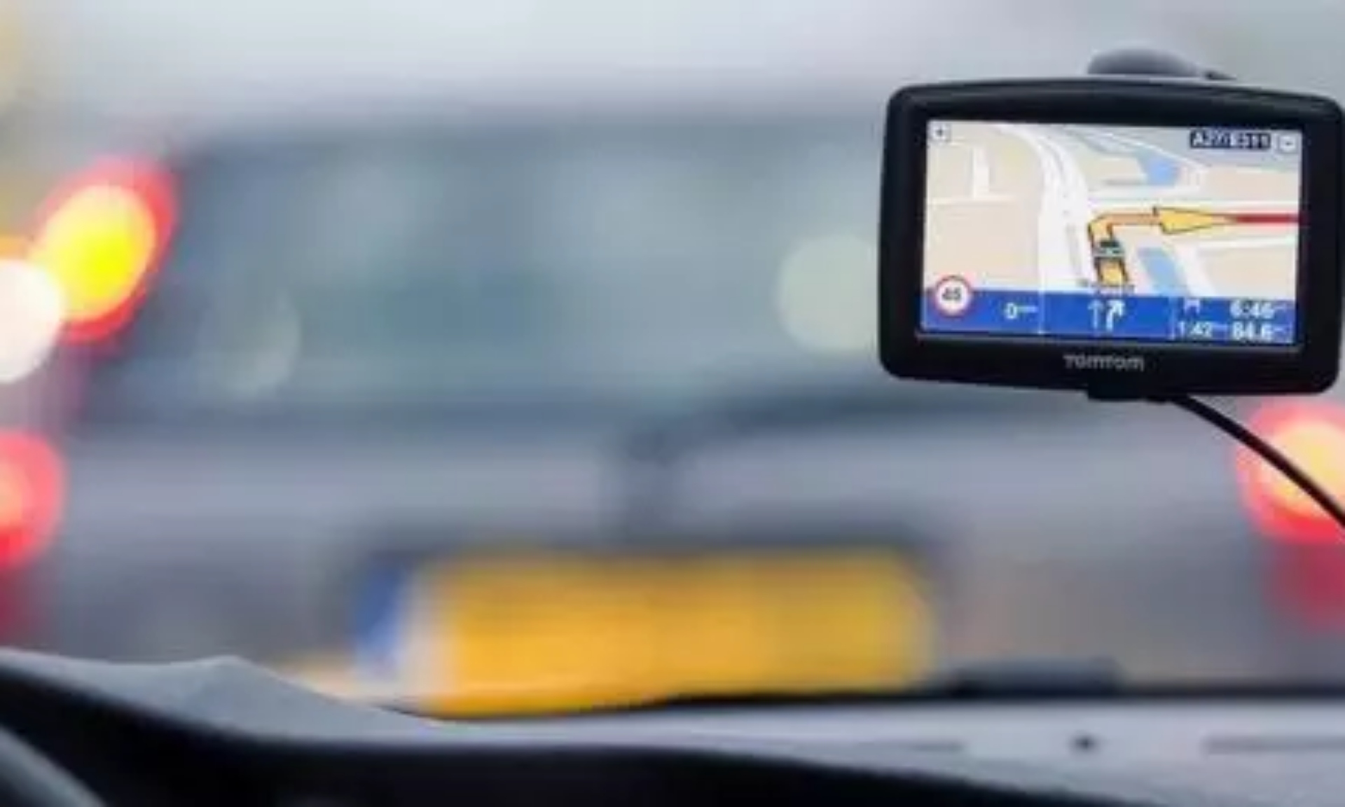Putusan MK: Gunakan GPS saat Berkendara Terancam Dibui