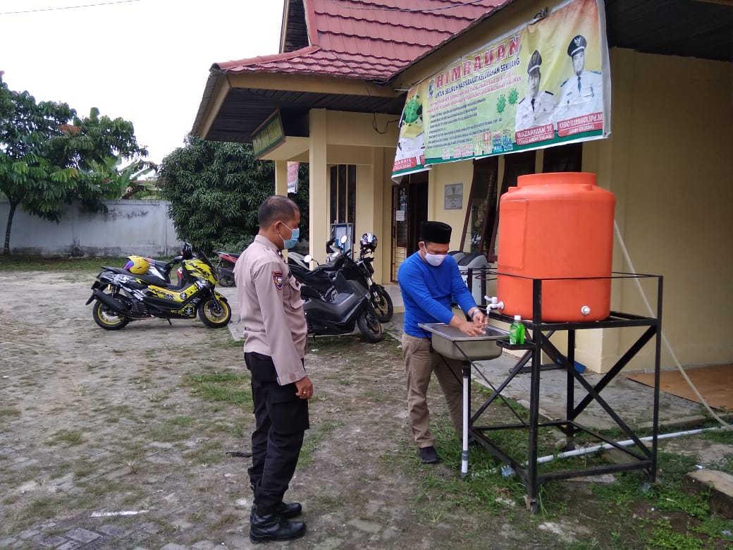 Polsek Bandar Sei Kijang Cek Penerapan Protokol Kesehatan di Layanan Publik