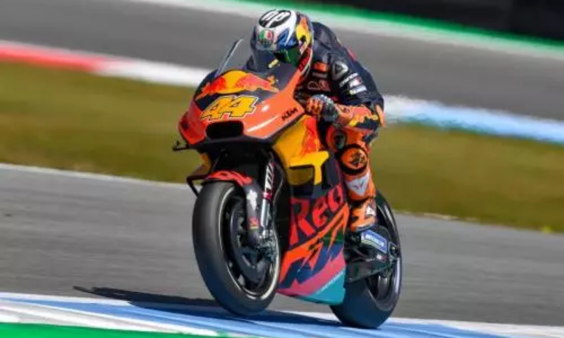 Bos KTM Sadar Motor untuk MotoGP 2019 Masih Belum Kompetitif