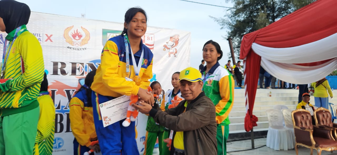 Hari Pertama, Renang Riau Sumbang 1 Emas di Porwil 2019