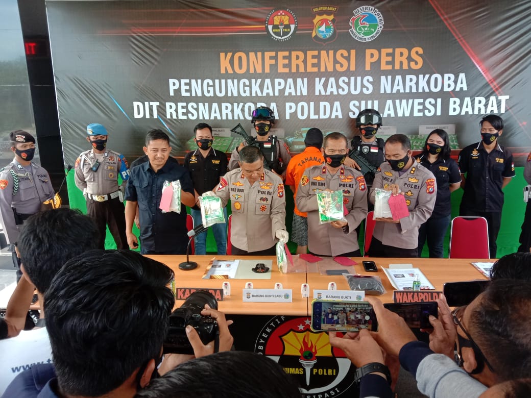 Polisi Bongkar Peredaran 5Kg Sabu di Sulawesi Barat