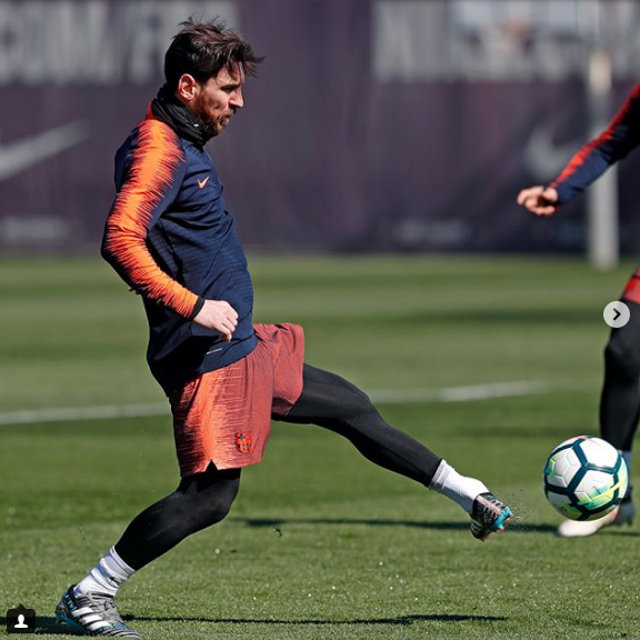 Unggah Foto Aneh, Lionel Messi Dapat Sorotan