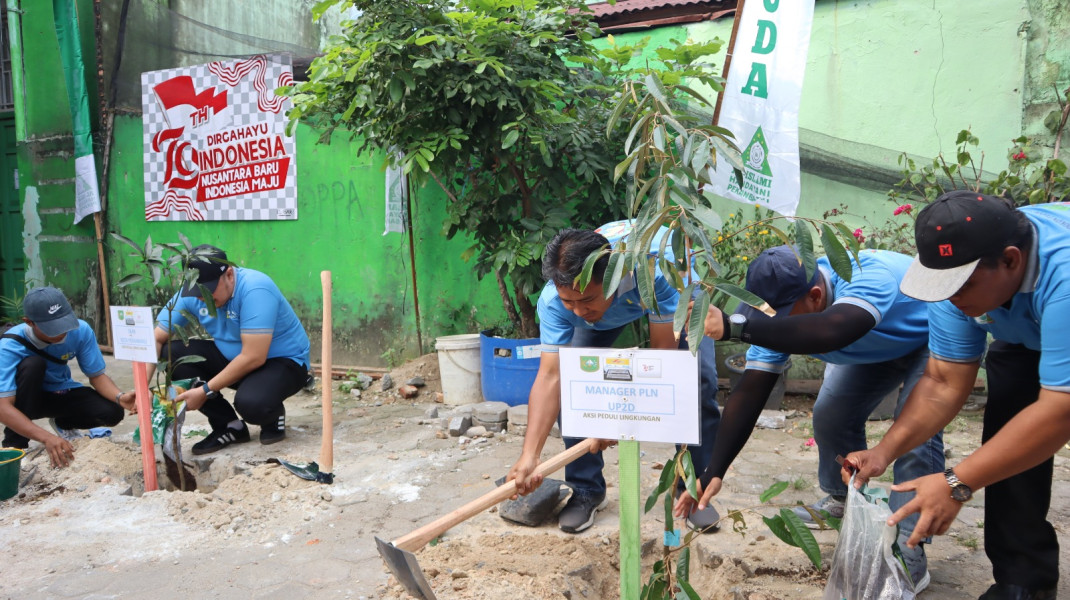 Gelar Aksi Peduli Lingkungan, PLN Berkolaborasi dengan 10 Pondok Pesantren Serta Komunitas Peduli Lingkungan di Pekanbaru