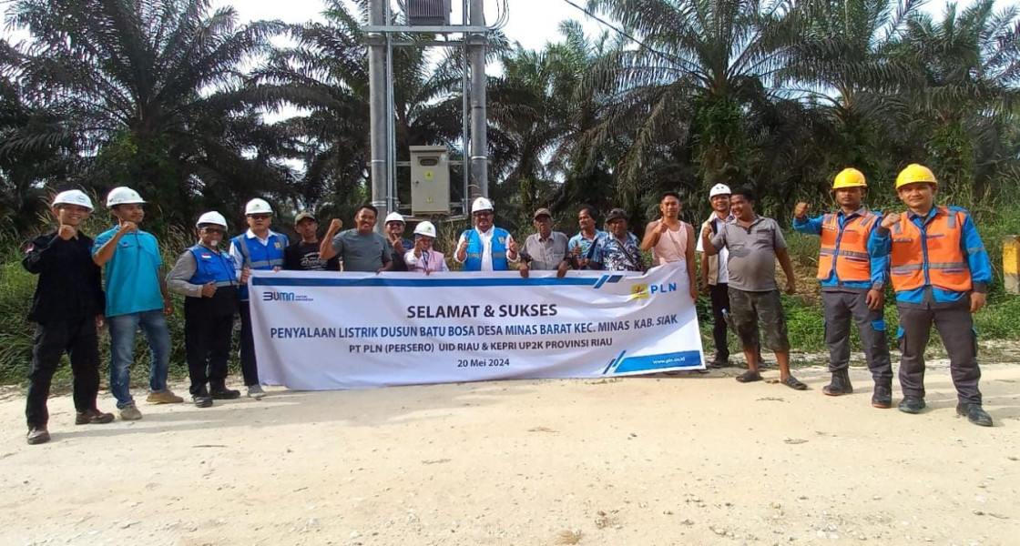 Bangun Infrastruktur Kelistrikan, PLN Berhasil Hadirkan Terang Bagi Dusun Terpencil di Siak Riau