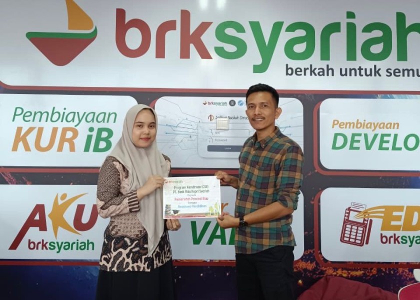 BRK Syariah Dorong Generasi Muda Maju Lewat Program Beasiswa dan Dukungan Sarana Pendidikan