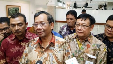 Mahfud Sebut Motif Politik di Balik Serangan Gaji Megawati