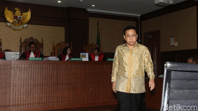 Hakim Tanya Novanto: Apa Peran Pramono-Puan di Proyek e-KTP?