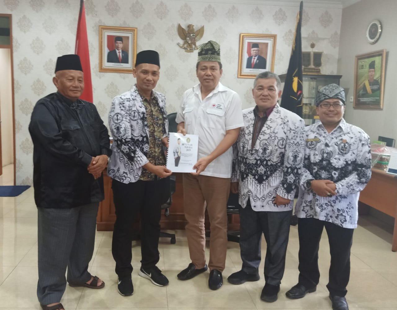 Ini Yang Buat, LAM Riau Dukung Penuh Pencalonan Dr.M.Syafi'i Pimpin PGRI Riau