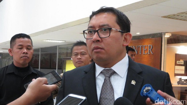 Setya Novanto Ditahan KPK, Fadli Zon: Segera Selesaikan Kasus e-KTP