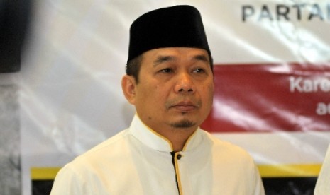 PKS Protes Penghapusan Label Halal Produk Impor
