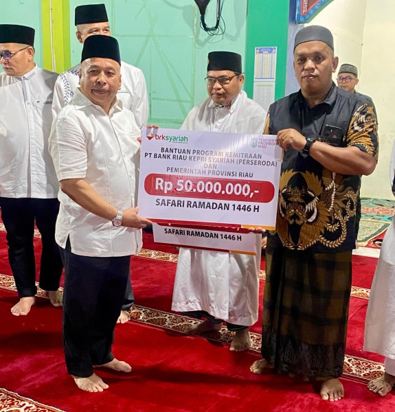 Safari Ramadan di Ujung Batu, BRK Syariah Salurkan Program CSR Untuk 2 Masjid   
