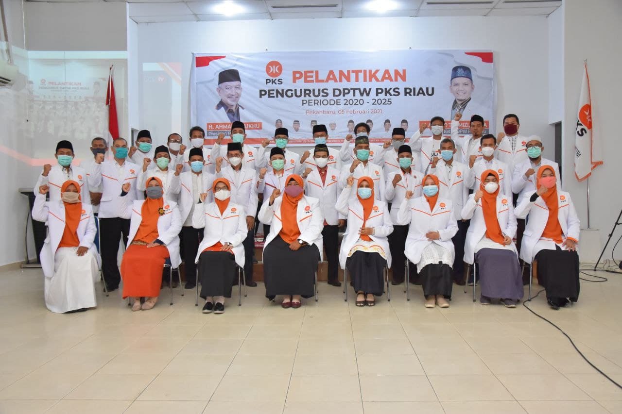 Resmi, Presiden PKS Lantik Pengurus DPW PKS Riau, 7 Anggota DPRD Riau Fraksi PKS Isi Jabatan Strategis