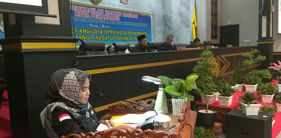 Dipimpin Nofrizal, Paripurna Laporan Reses DPRD Pekanbaru Sepi Dari Anggota Dewan