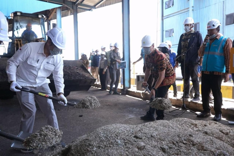 PLN Manfaatkan Limbah Operasional Kantor Bank Indonesia di NTT Jadi Bahan Co-firing PLTU Bolok