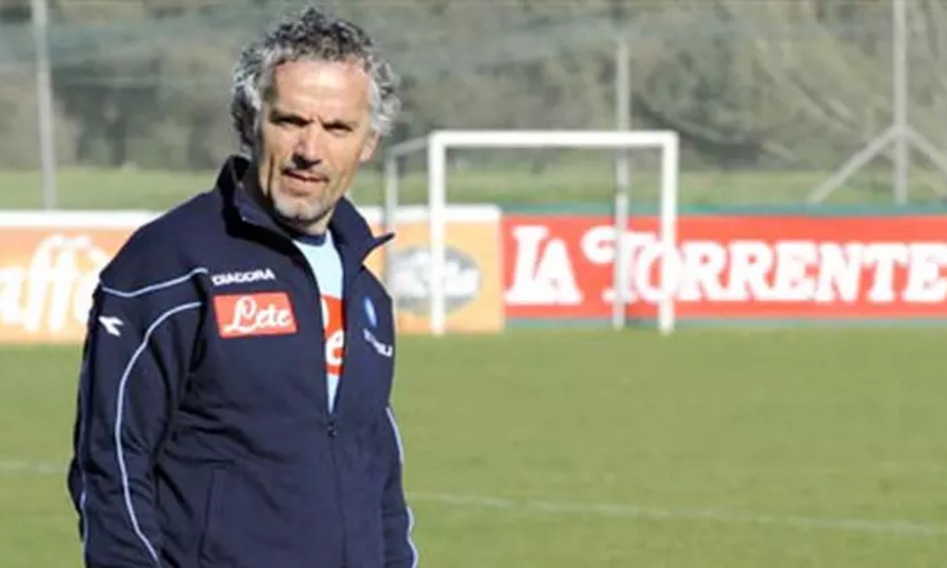 Roberto Donadoni Berminat Latih AC Milan