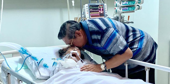 Ibunda Masuk ICU, SBY: Kami Sekeluarga Mohon Doa