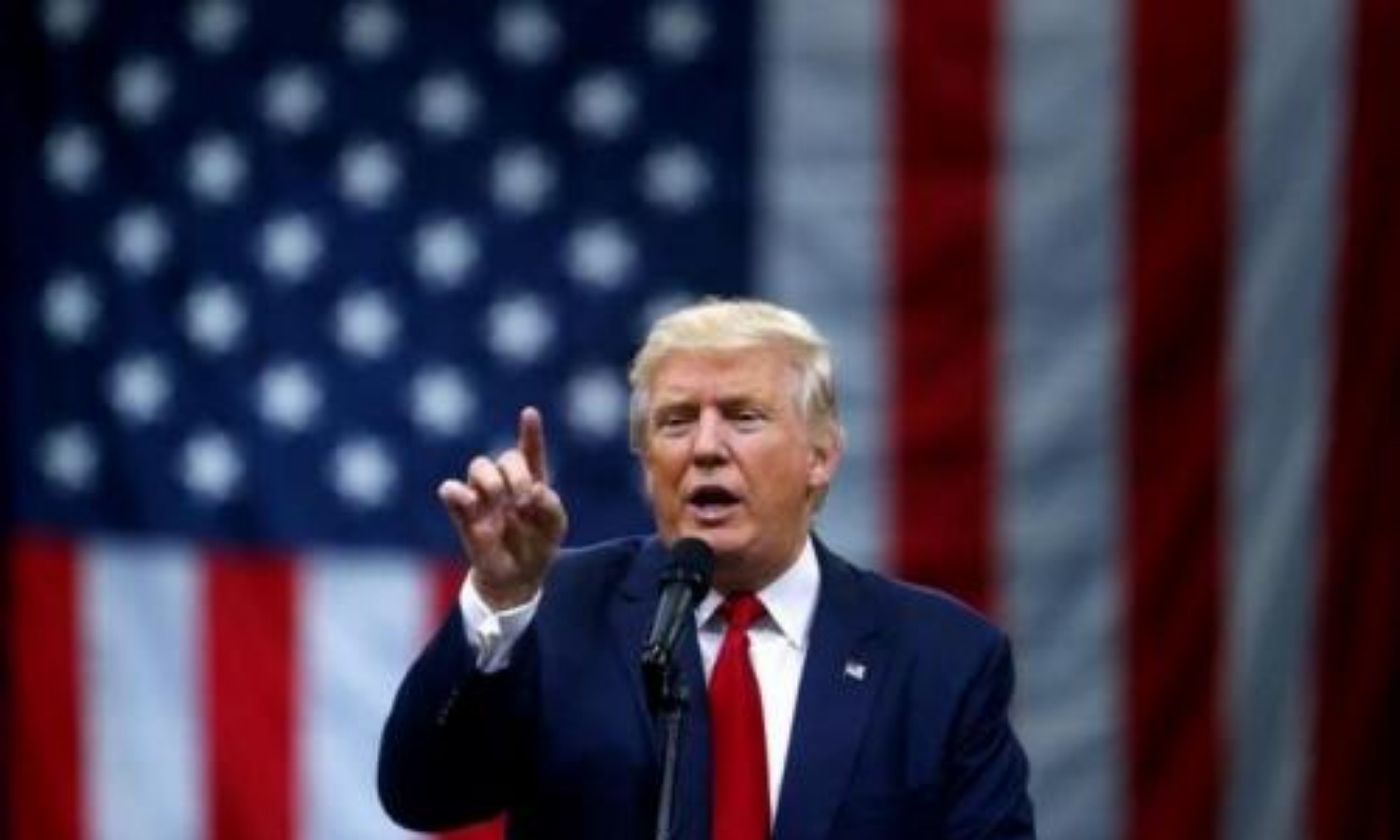 Trump Desak Jepang Tingkatkan Investasi di AS
