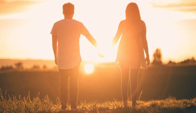 10 Tanda Anda Dalam Hubungan Tak Sehat