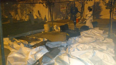 Hujan Badai di Arafah, Satu Tenda Gelar Tahlilan