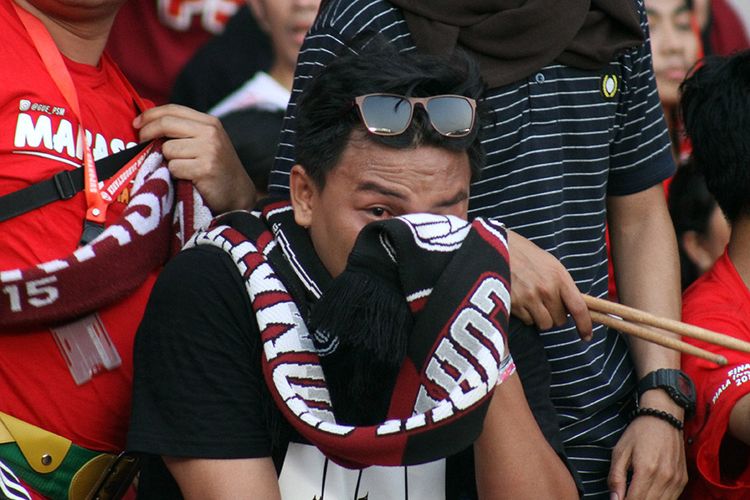 Suporter PSM Makassar Tertancap Busur Panah Saat Keluar Stadion
