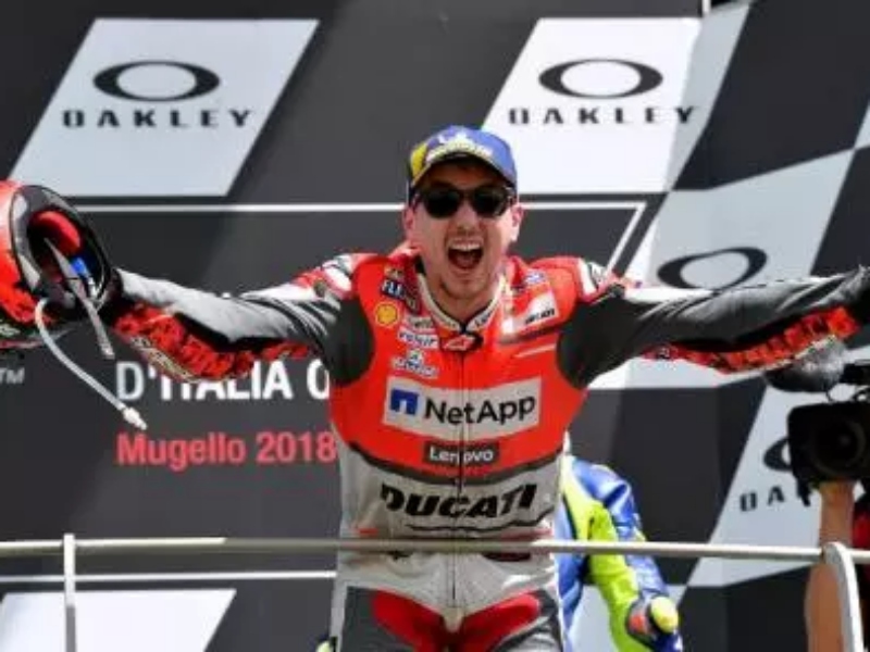 Pernat: Lorenzo Bisa Cetak Lebih Banyak Kemenangan Bersama Ducati