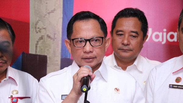 Mendagri Tito Kaget Lihat Suasana Medan: di Sini New Normal Ya?